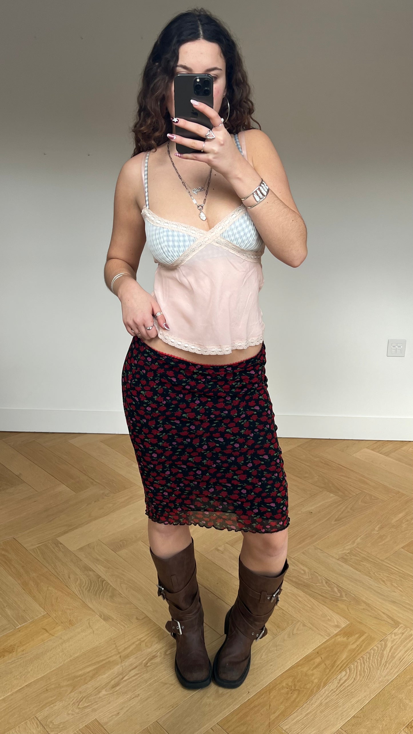 00s black red floral midi skirt- size M