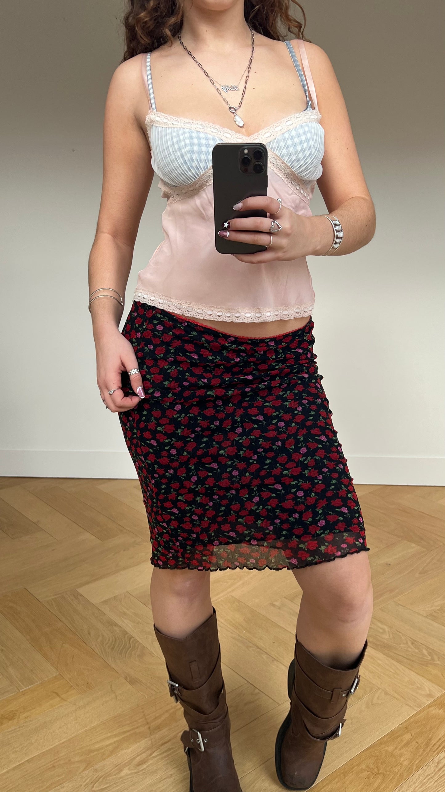 00s black red floral midi skirt- size M