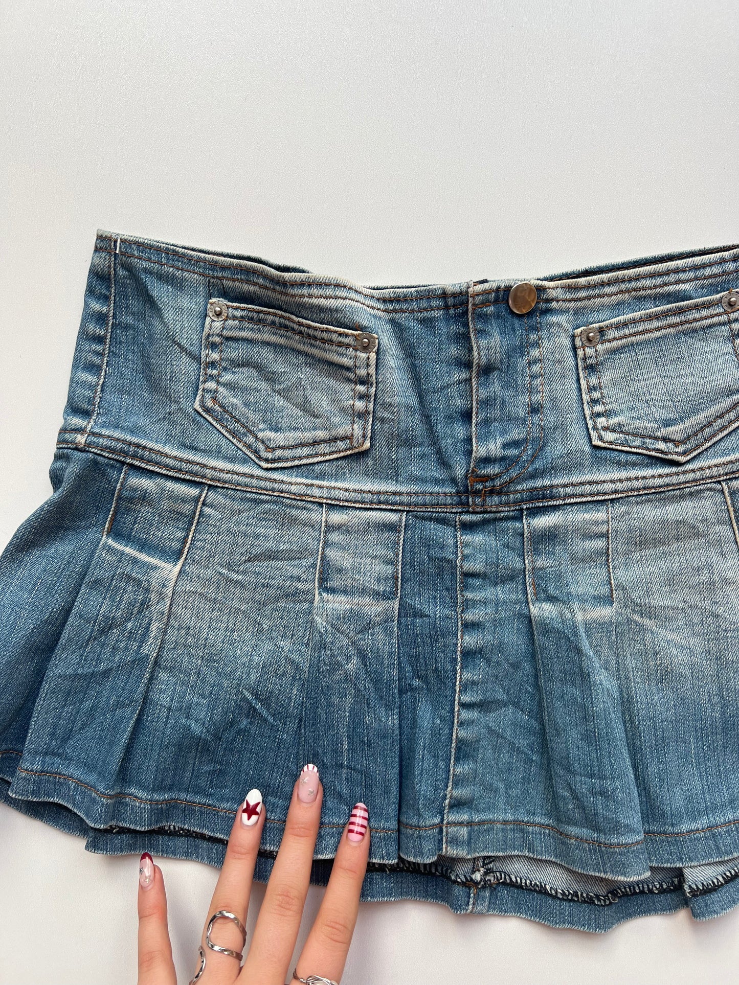 00s denim pleated mini skirt- size S