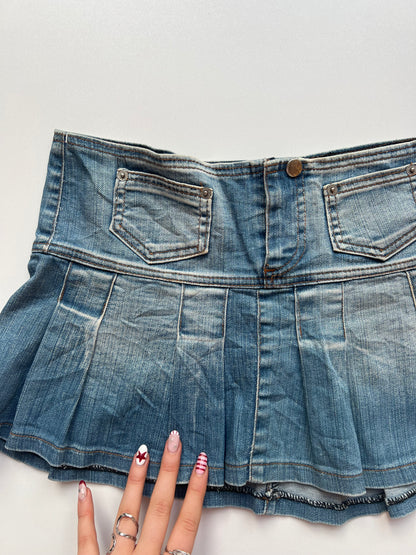 00s denim pleated mini skirt- size S
