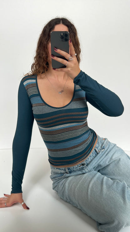 00s blue striped long sleeve top- size S