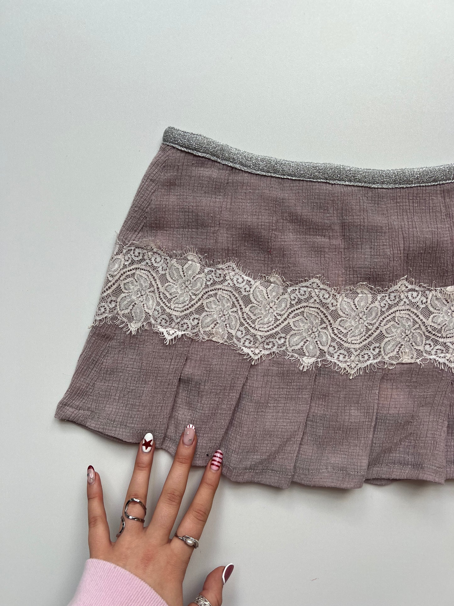 00s pink lace mini skirt- size XS