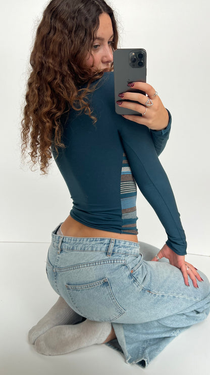00s blue striped long sleeve top- size S