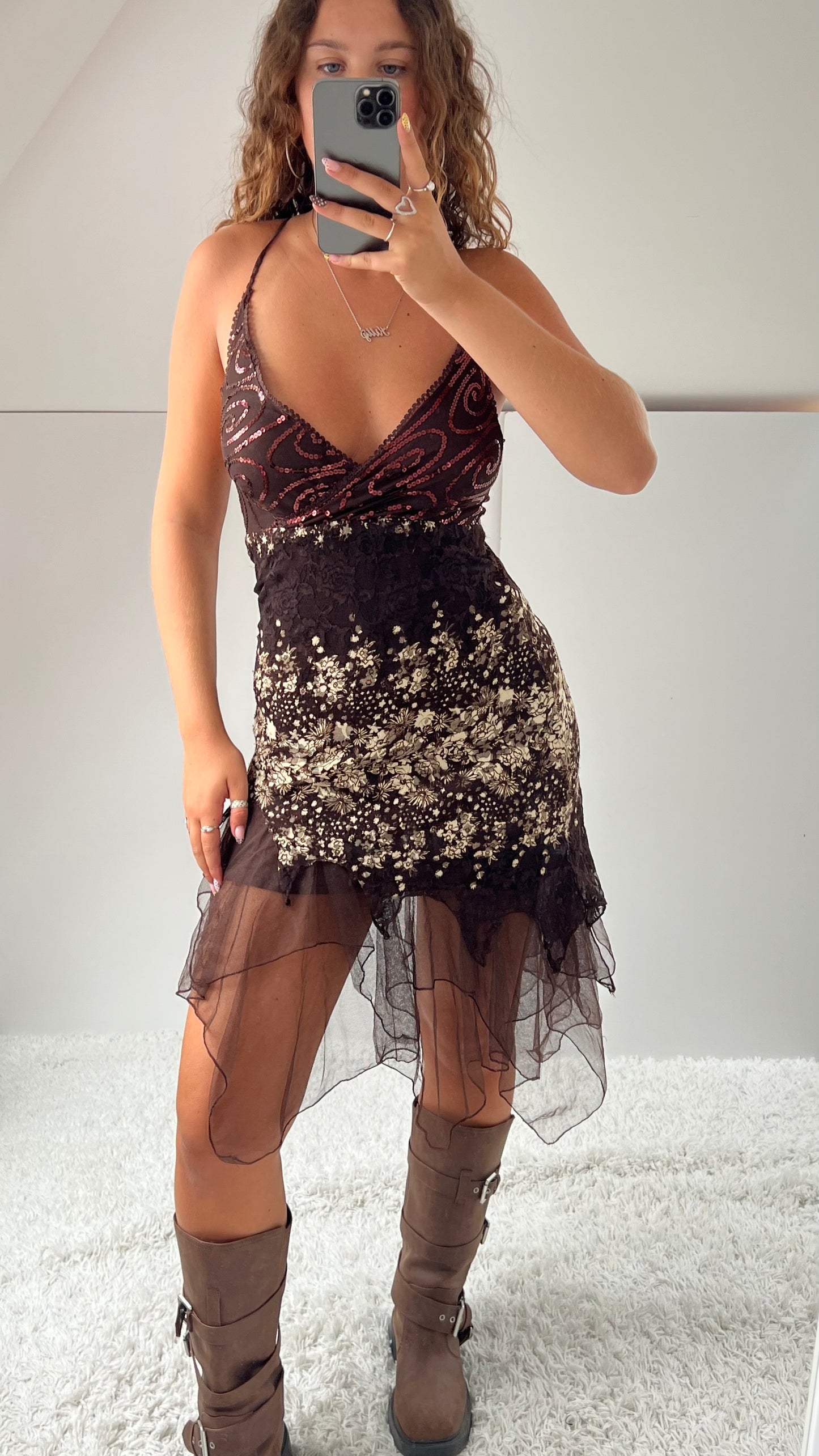 00s brown fairy lace dress- size M