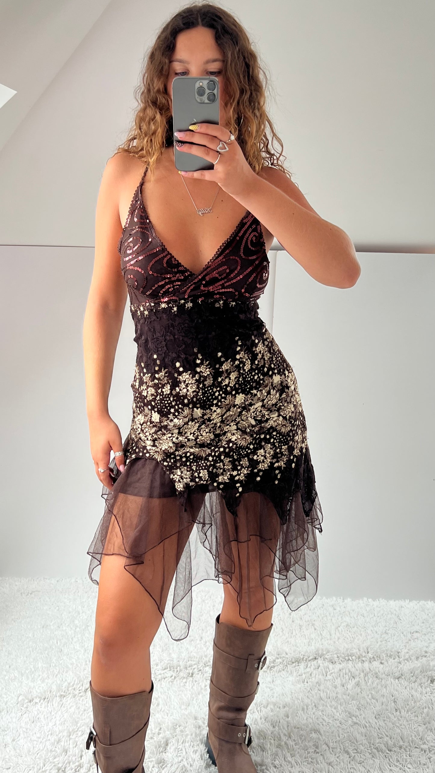 00s brown fairy lace dress- size M