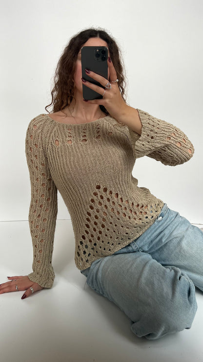 00s cream crochet jumper- size M