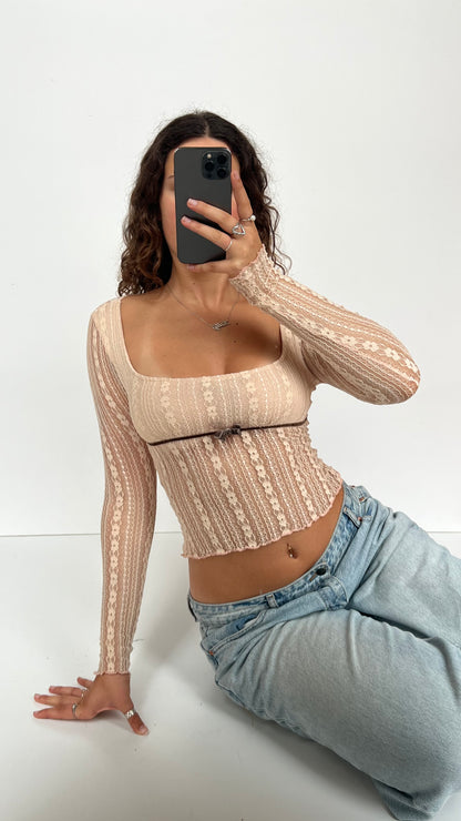 00s pink lace top- size S