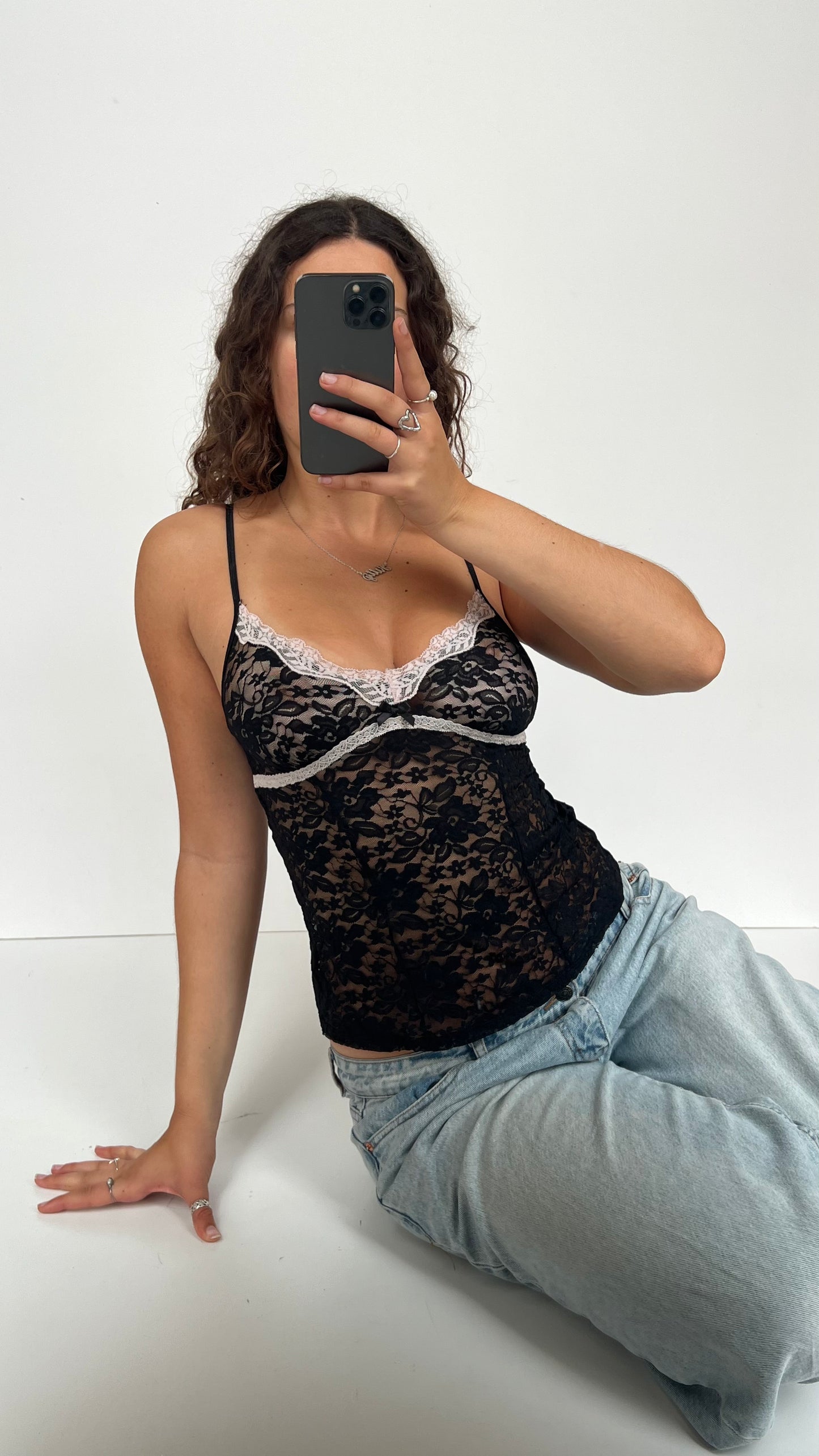 00s black lace cami- size S