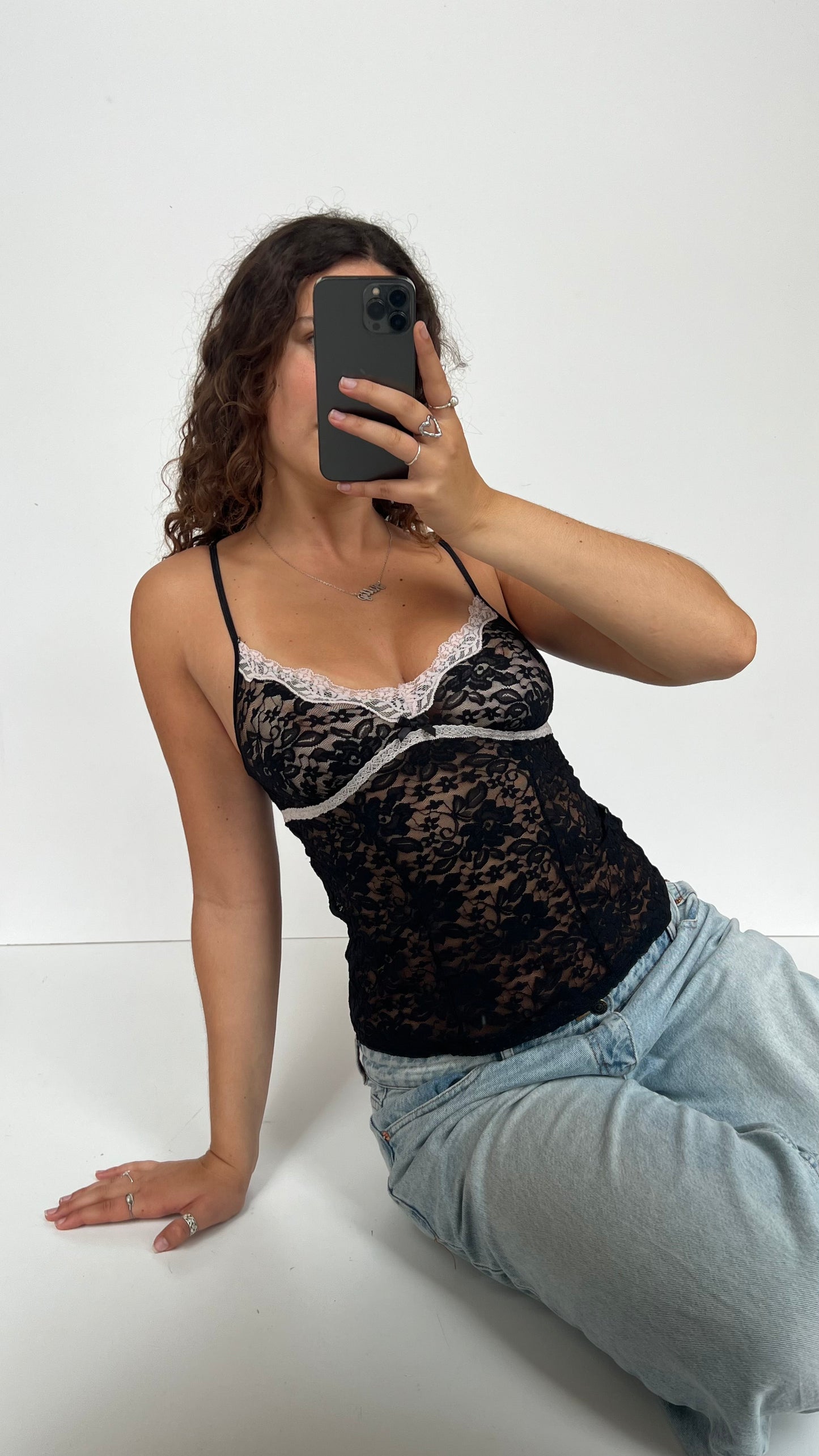 00s black lace cami- size S