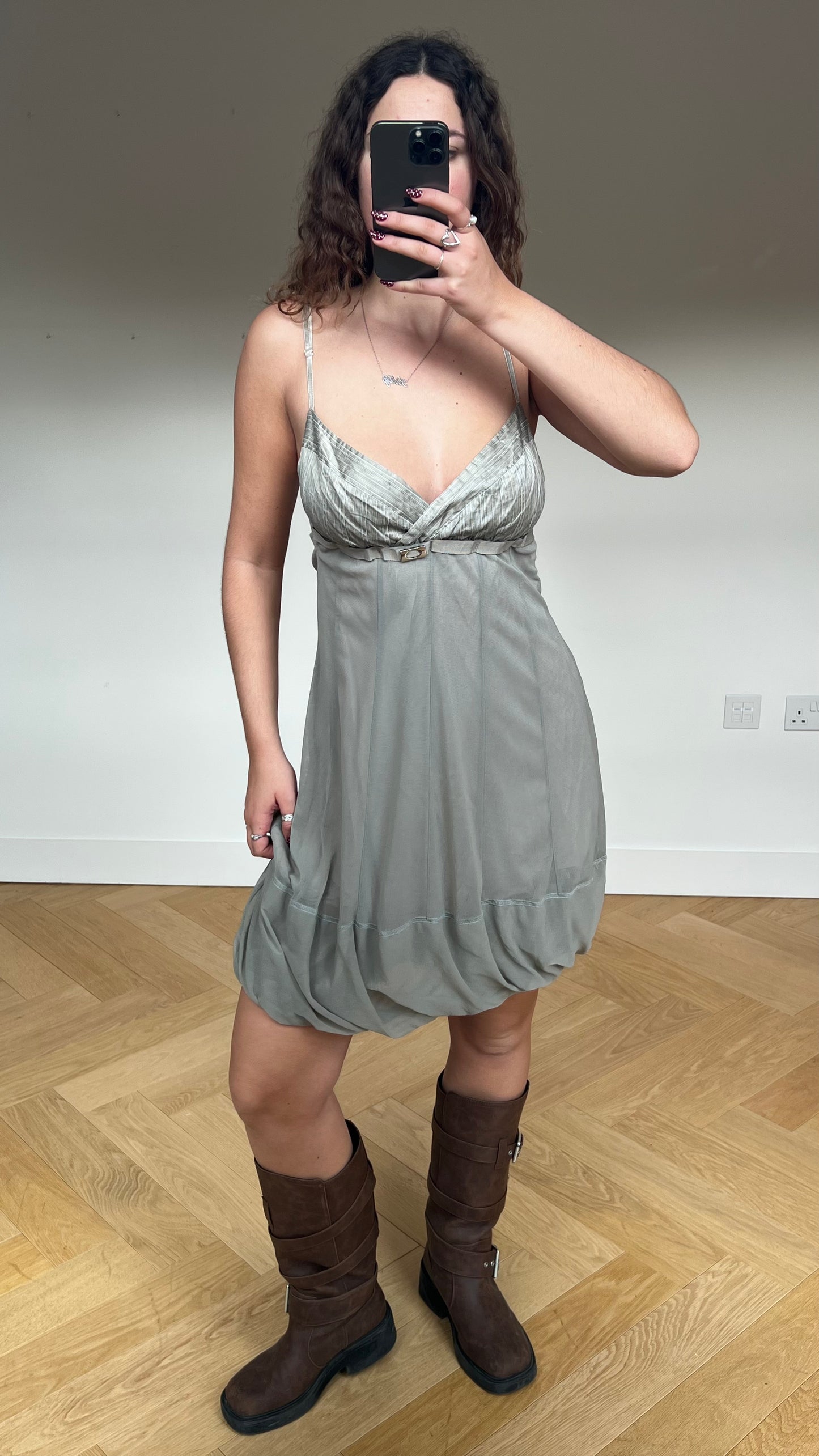 00s grey bubble midi dress- size M