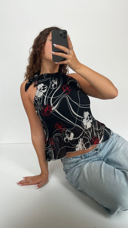 00s black red floral cami- size M