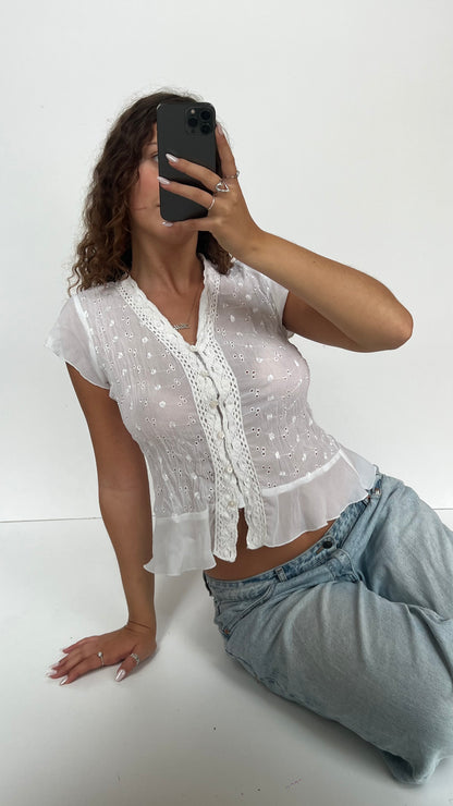 00s white embroidered babydoll top- size M