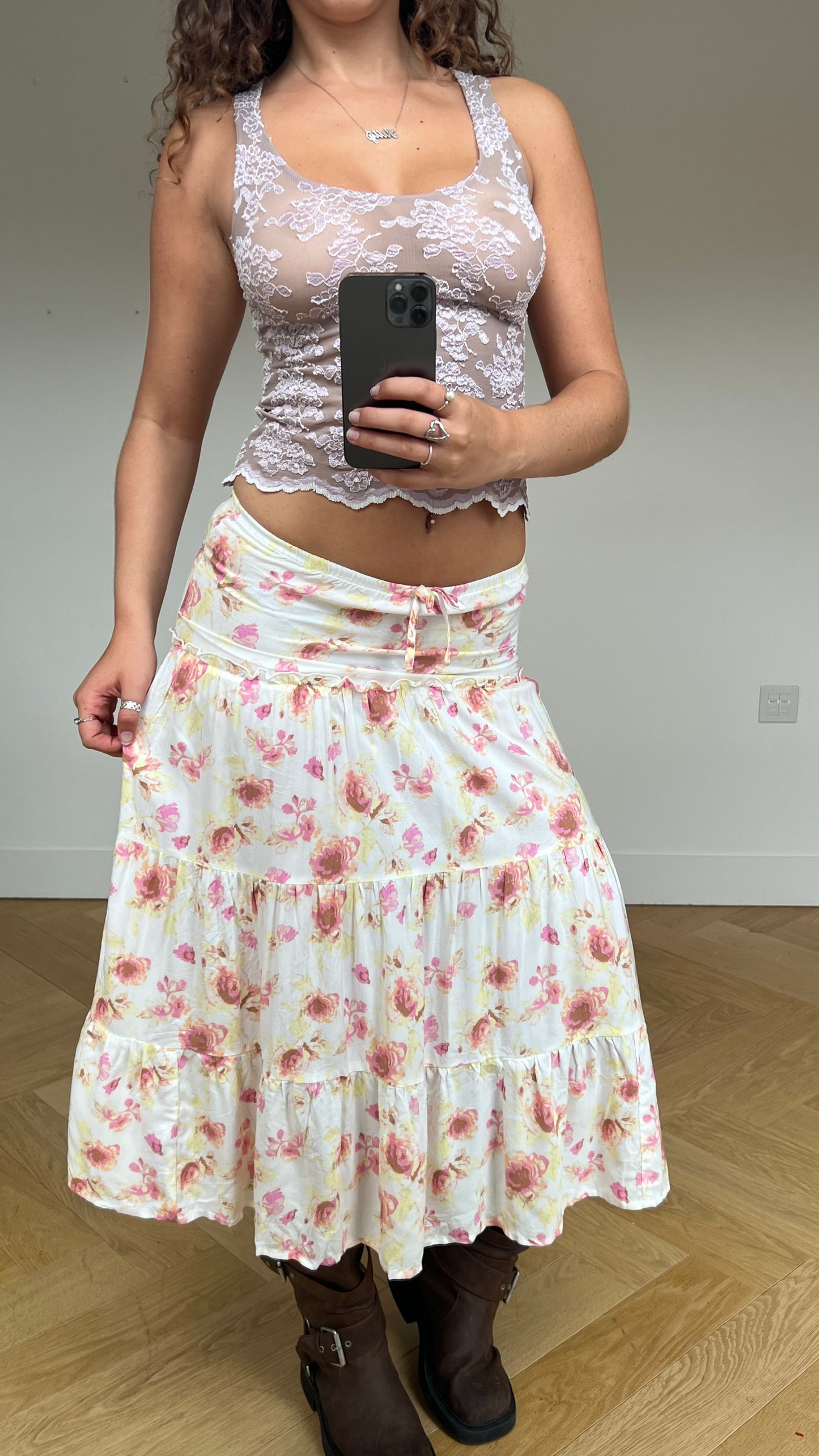 00s white floral midi skirt- size S