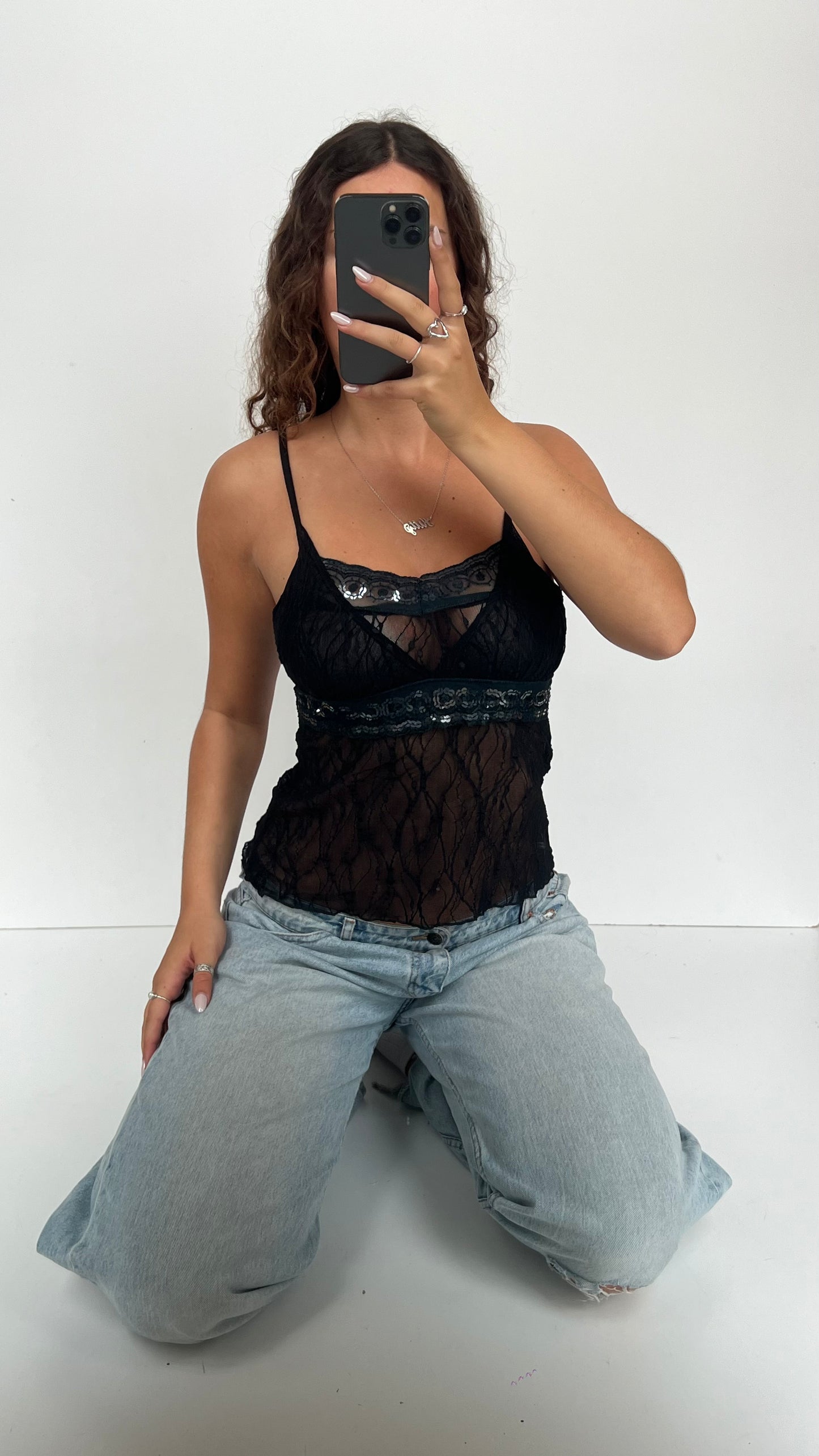 00s black lace cami- size S