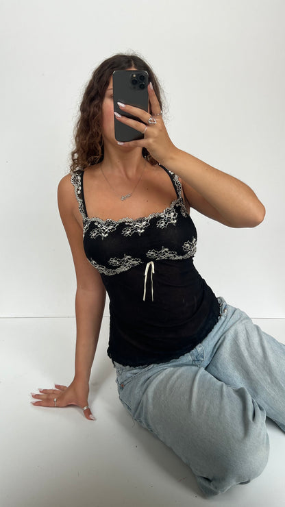00s mesh black lace cami- size L