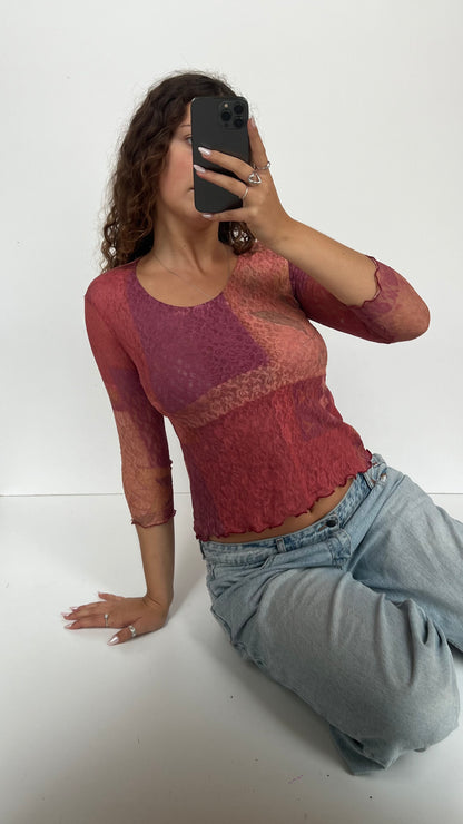 00s pink lace top- size S