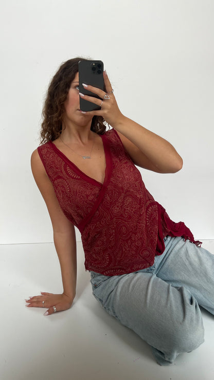 00s red paisley tank top- size M/L