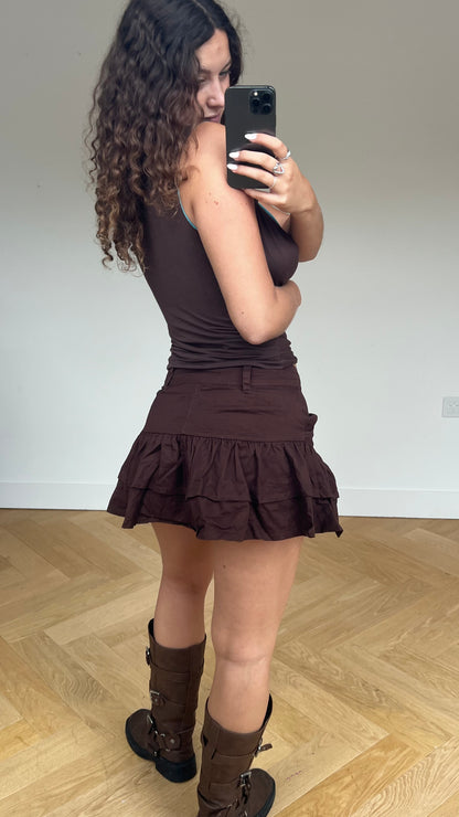 00s brown ruffle mini skirt- size S