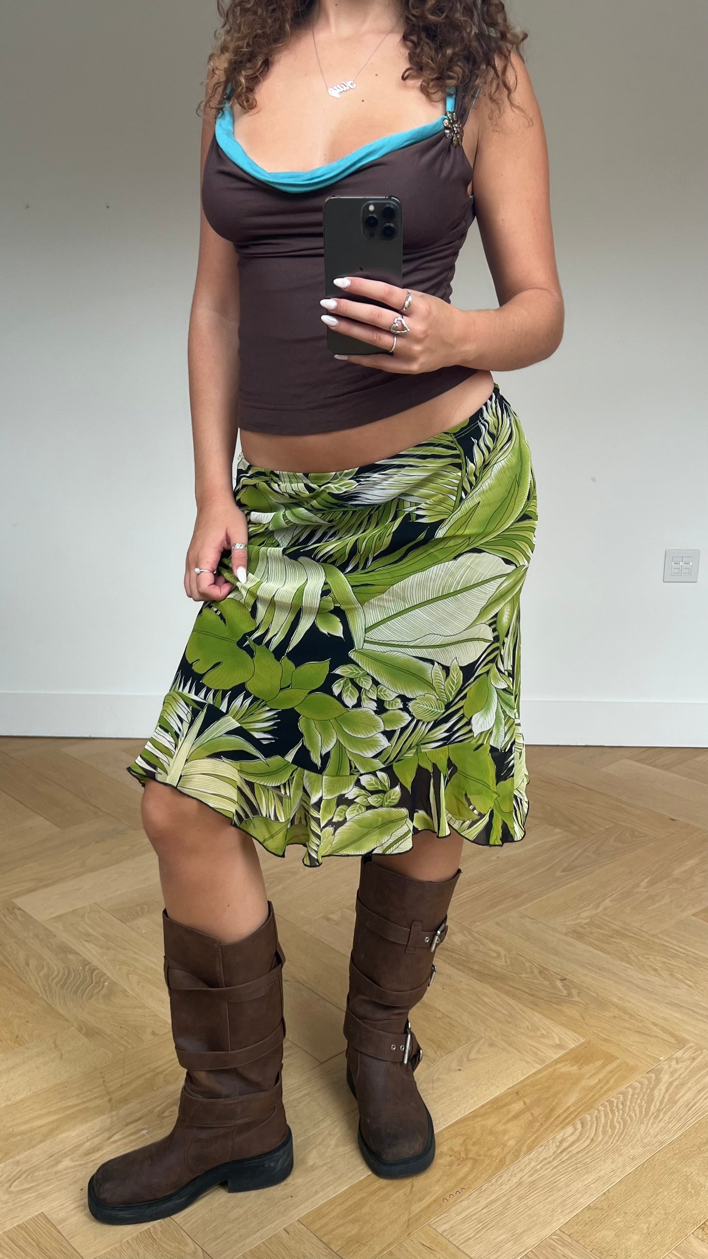 00s green leaf midi skirt- size M