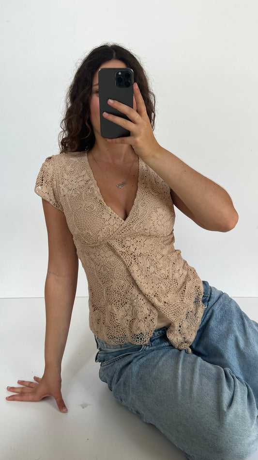 00s beige crochet babydoll top- size S