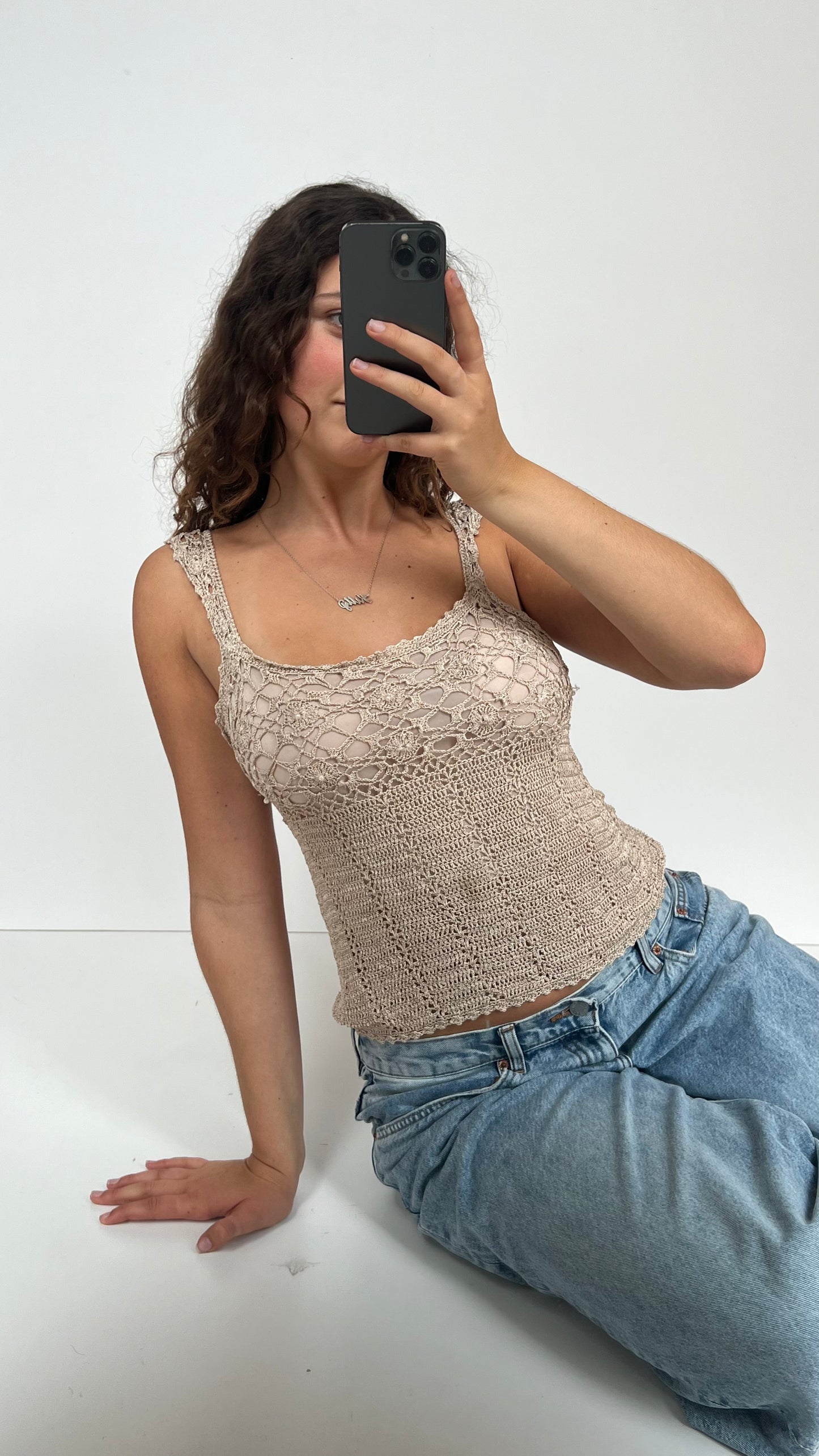 00s cream crochet cami- size M
