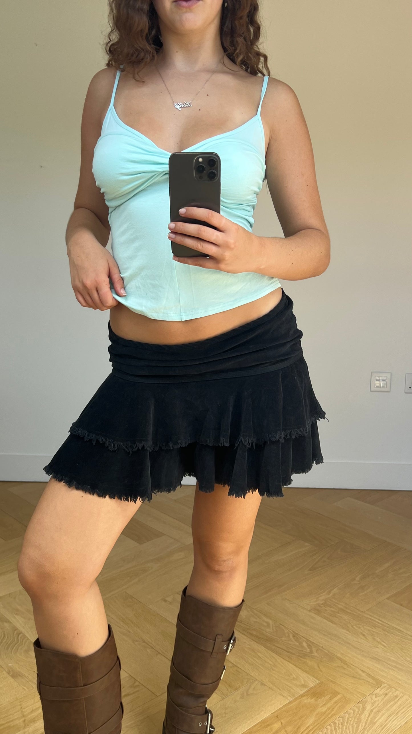 00s black corduroy mini skirt- size L