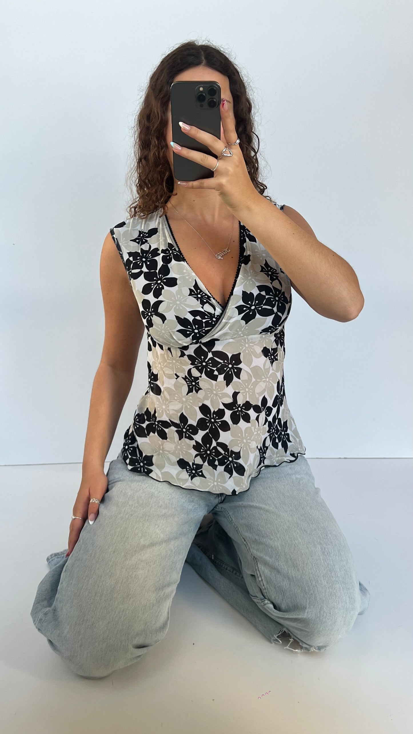 00s white floral babydoll top- size S