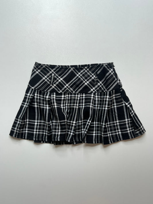 00s black plaid mini skirt- size S