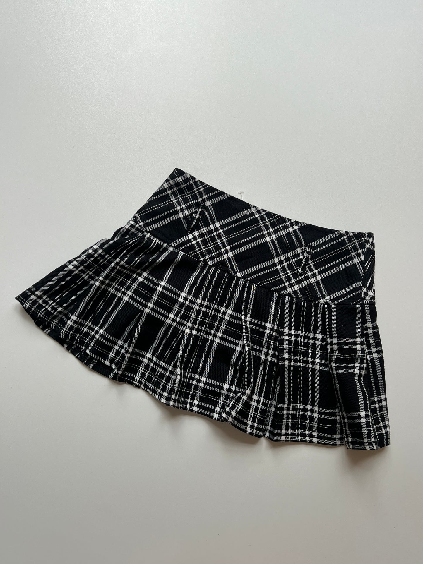 00s black plaid mini skirt- size S
