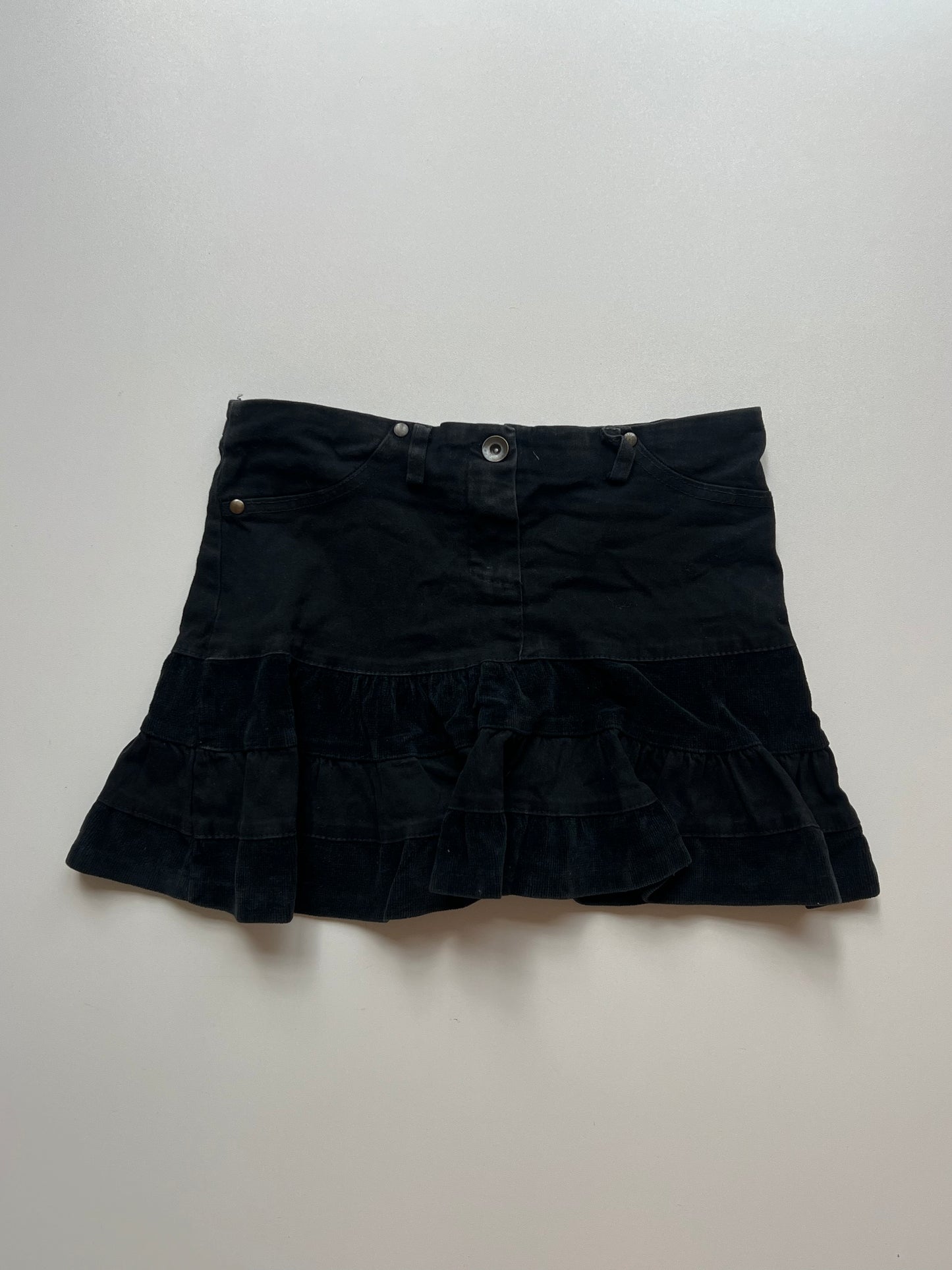 00s black ruffle mini skirt- size S