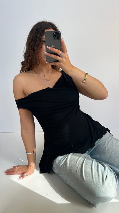00s black mesh asymmetric top- size M
