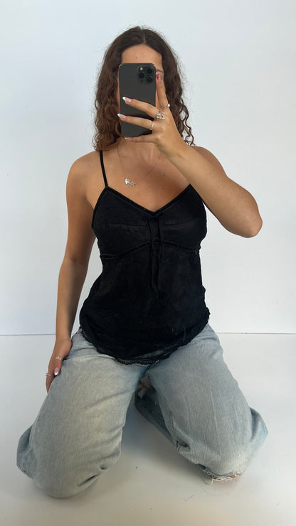 00s black lace velvet cami- size L