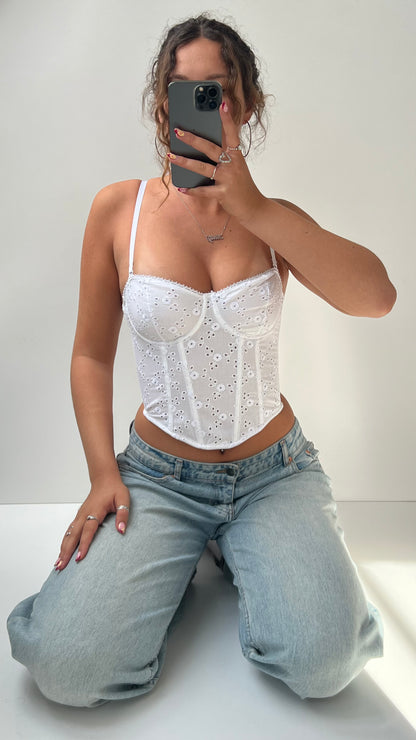 00s white embroidered corset- size S