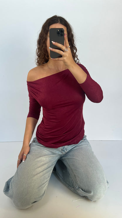 00s burgundy off shoulder top- size S