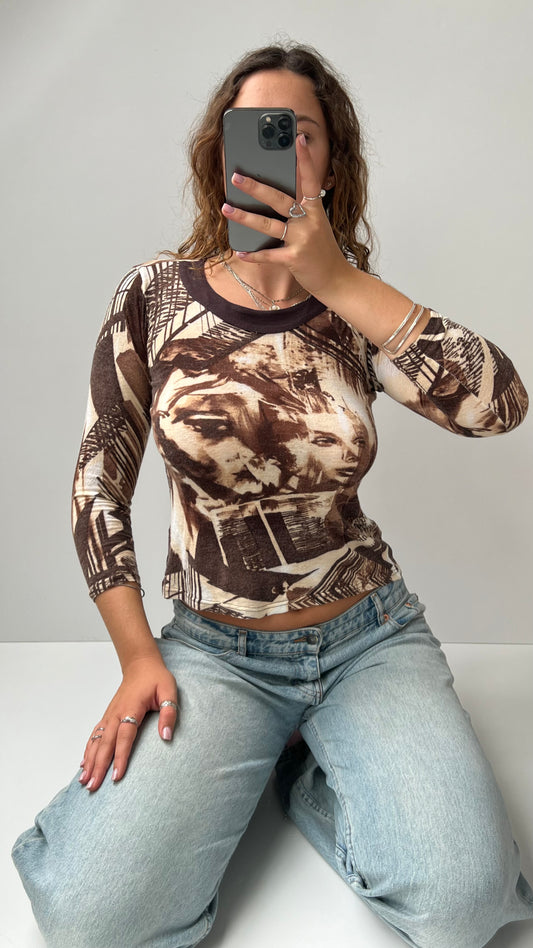 00s brown graphic long sleeve top- size M