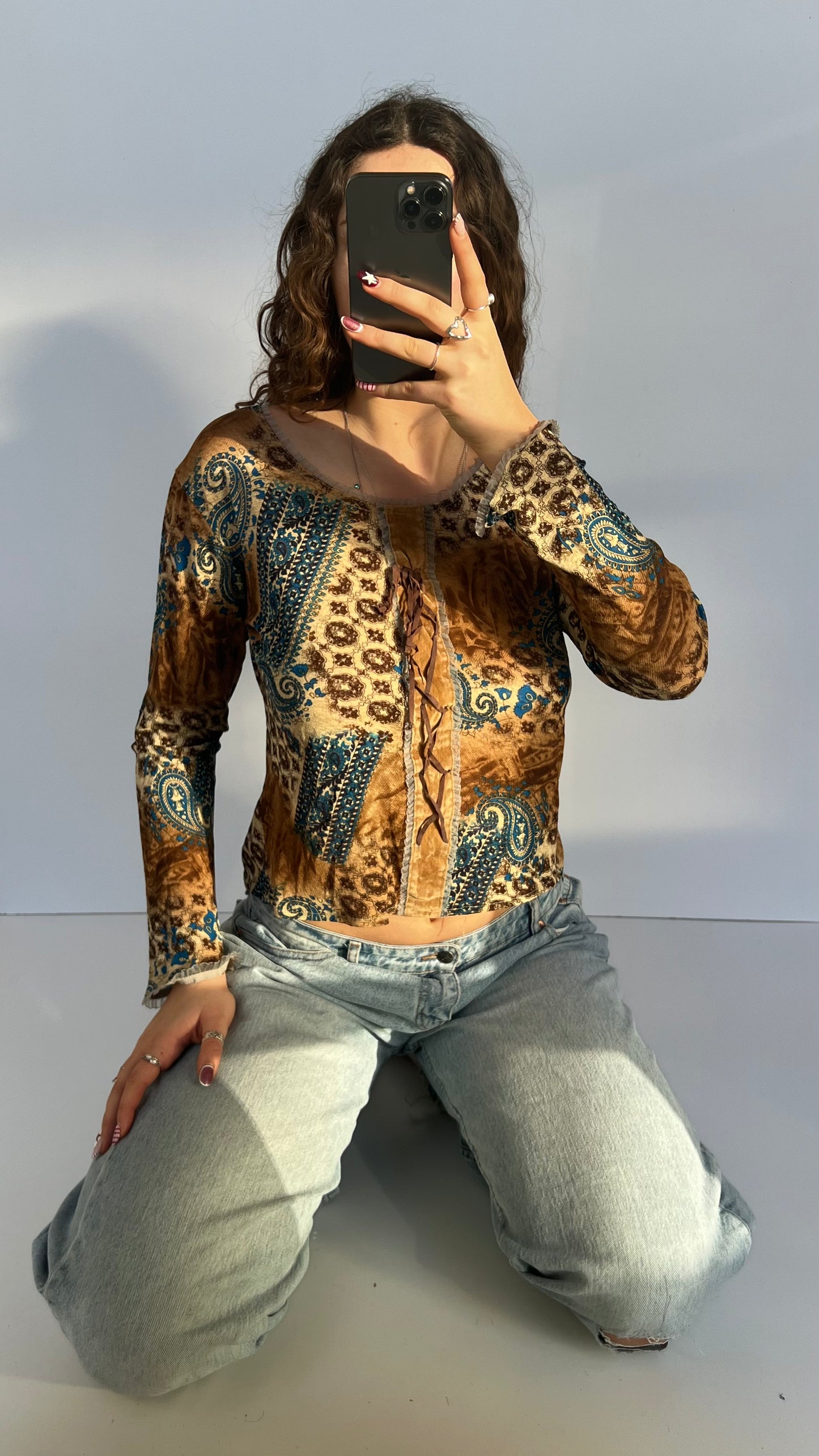 00s brown blue mesh top- size L