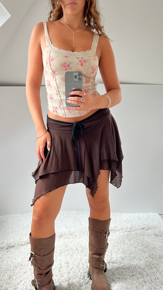 00s brown low rise fairy skirt- size M