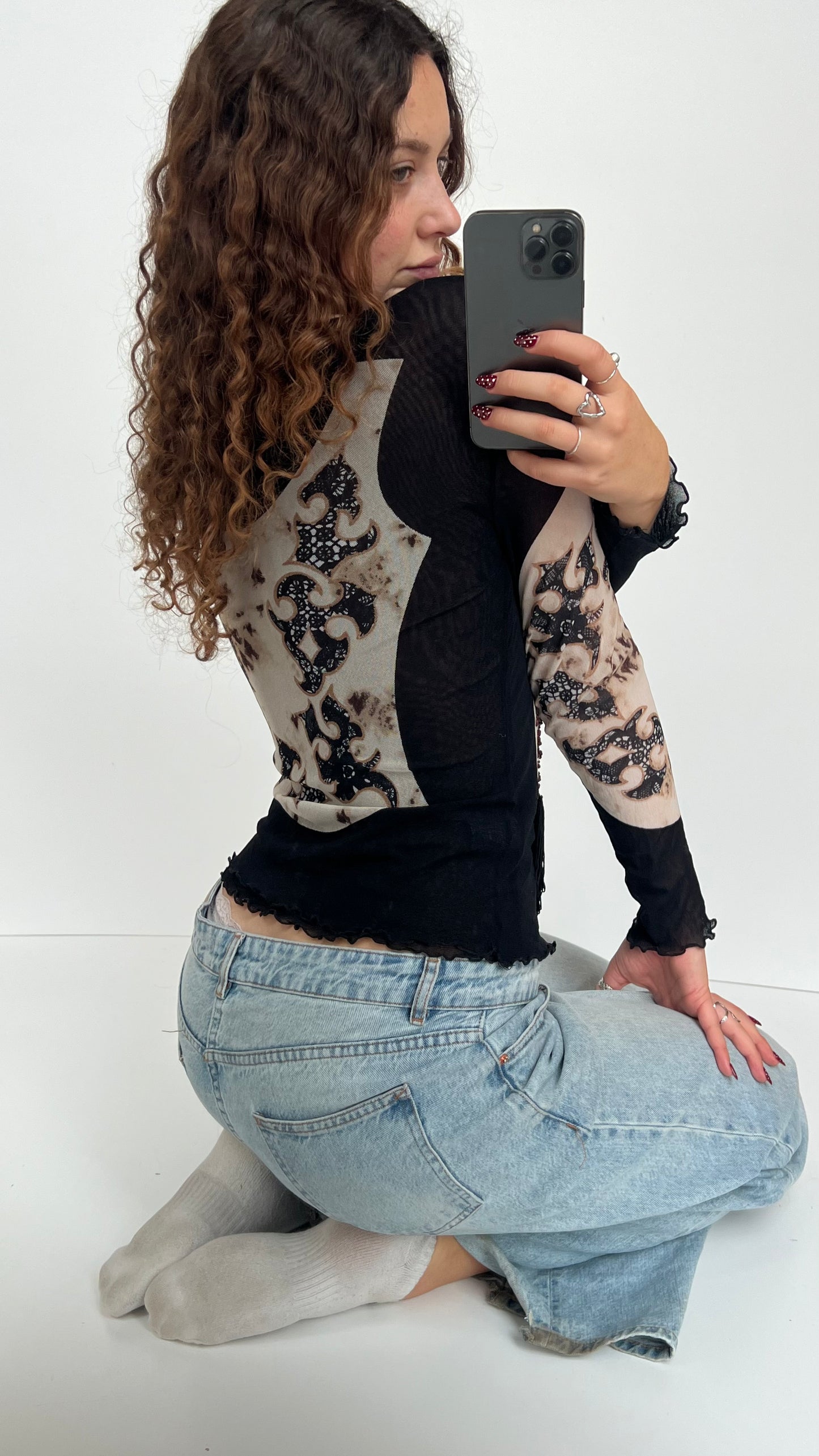 00s black mesh patterned long sleeve- size L