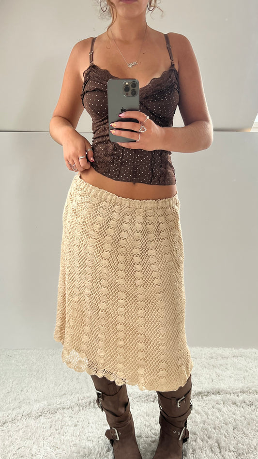00s cream crochet midi skirt- size M