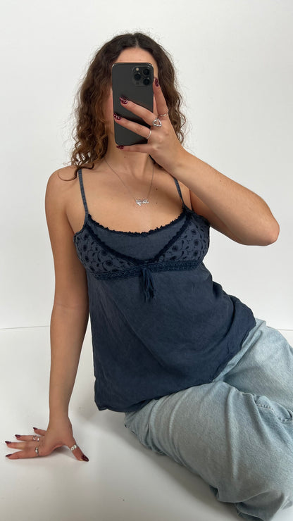 00s navy embroidered cami- size L
