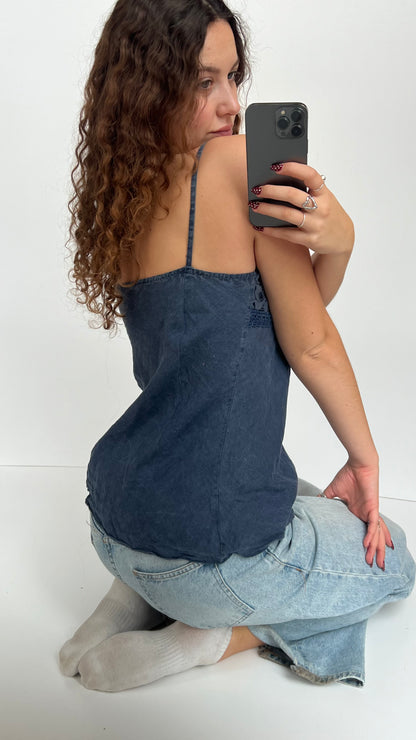 00s navy embroidered cami- size L