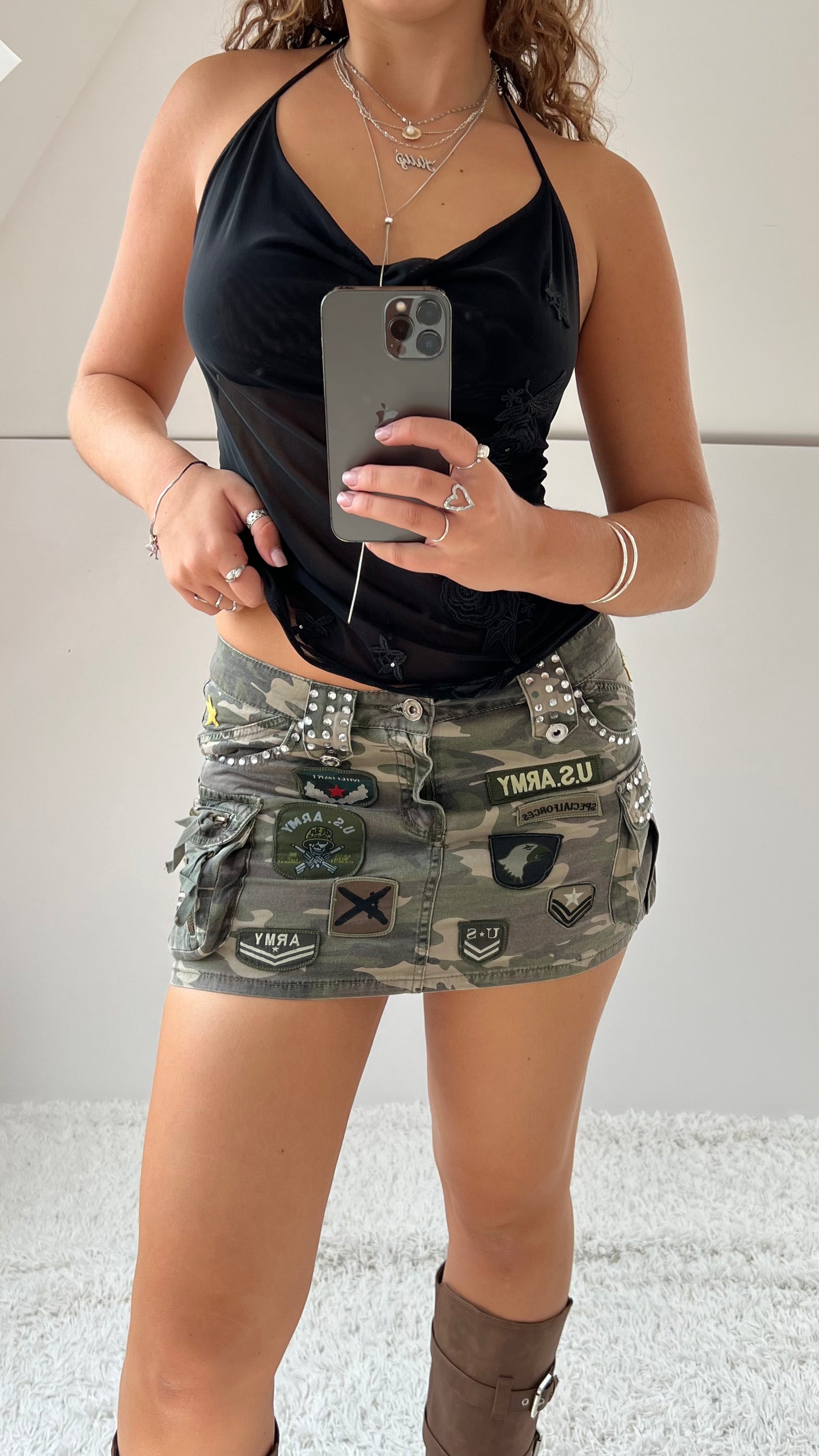 00s camo patch cargo mini skirt- size M