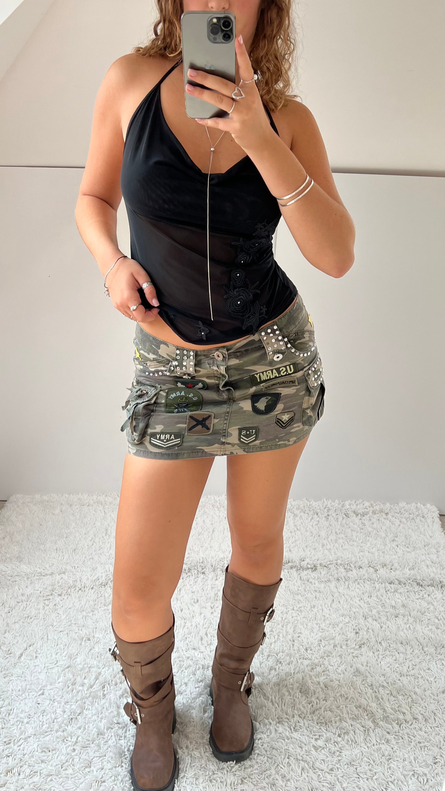 00s camo patch cargo mini skirt- size M