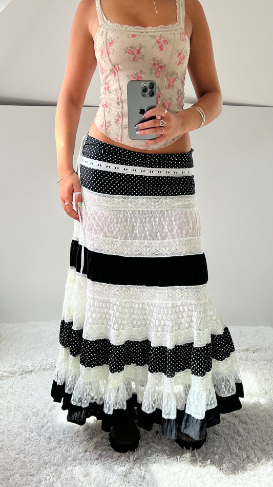 00s black lace polka maxi skirt- size S/M