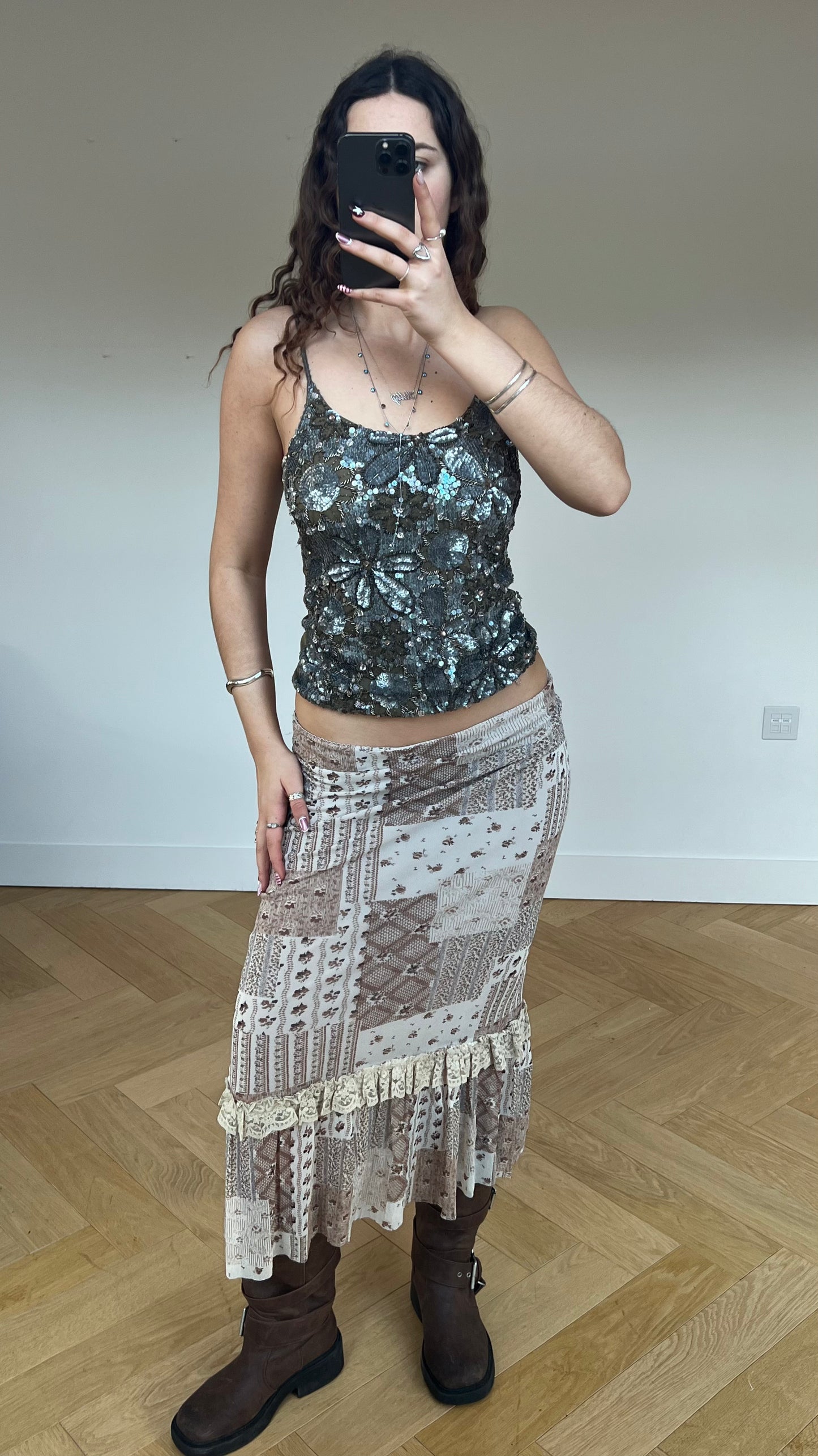 00s brown patchwork lace maxi skirt- size L