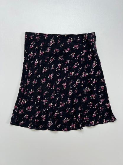 00s black floral mini skirt- size S