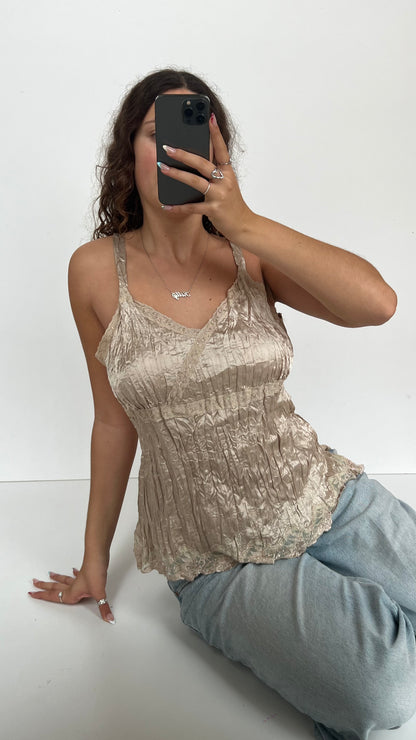 00s gold crochet cami- size XL