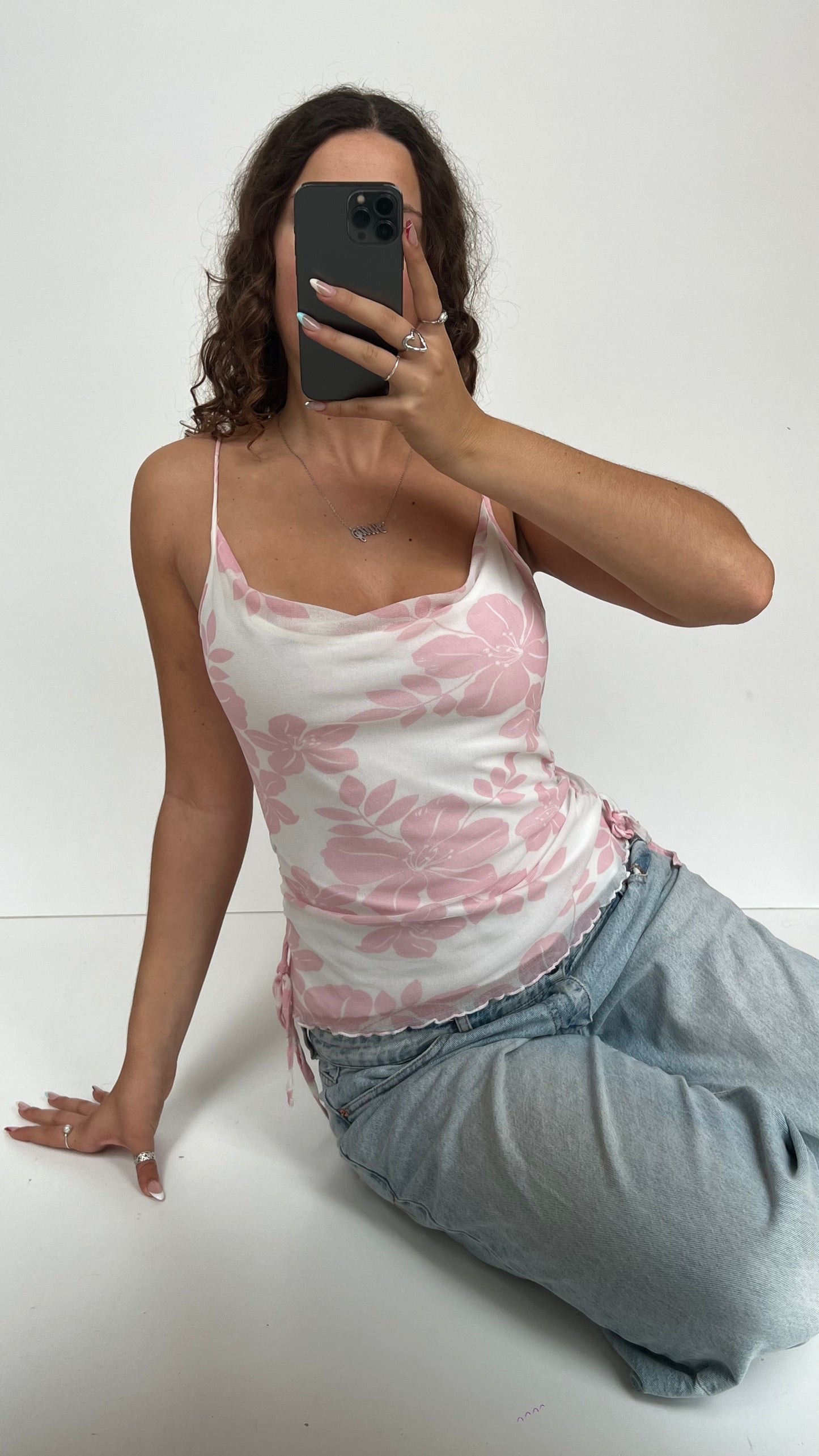 00s white pink floral cami- size L