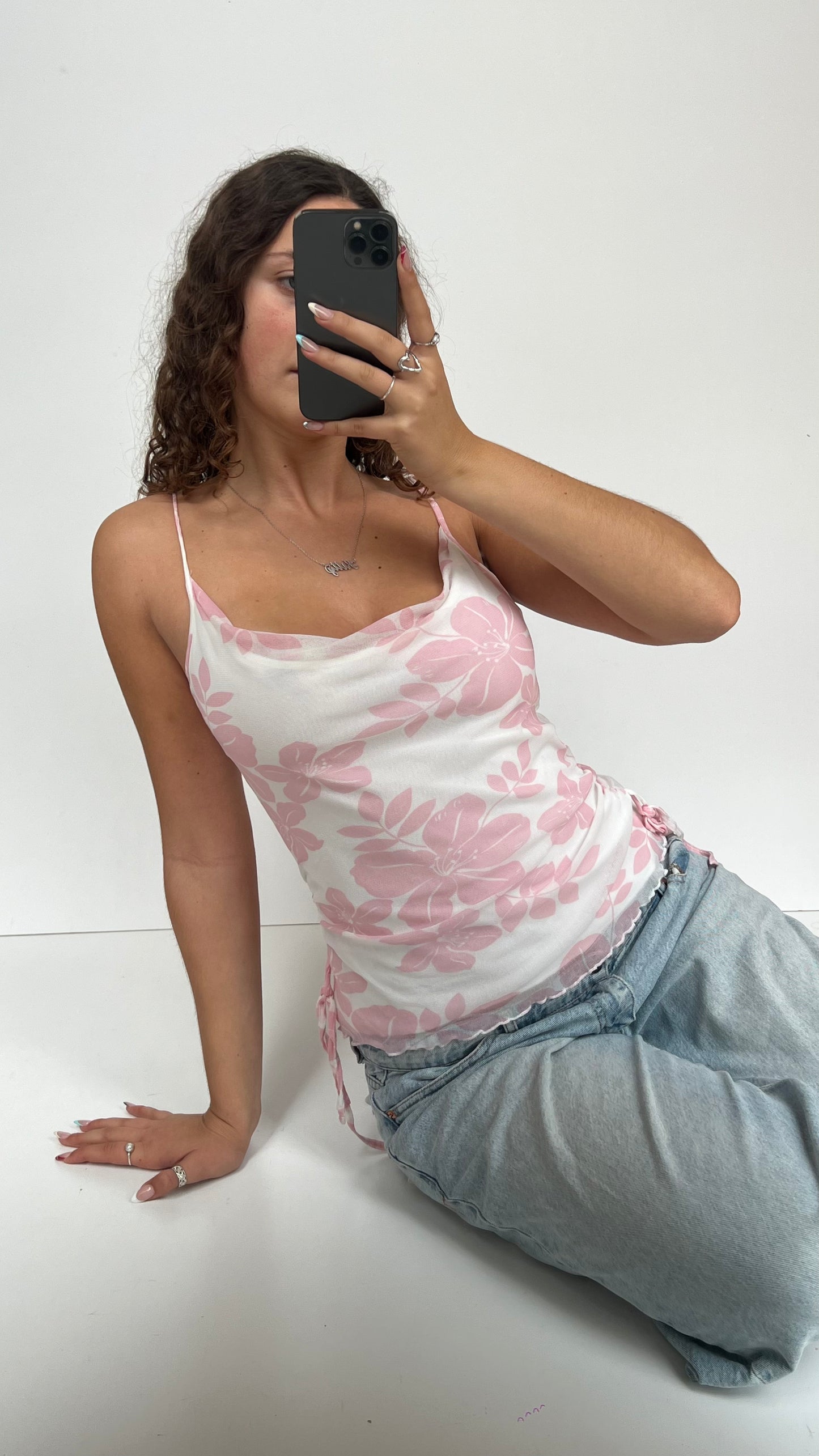 00s white pink floral cami- size L