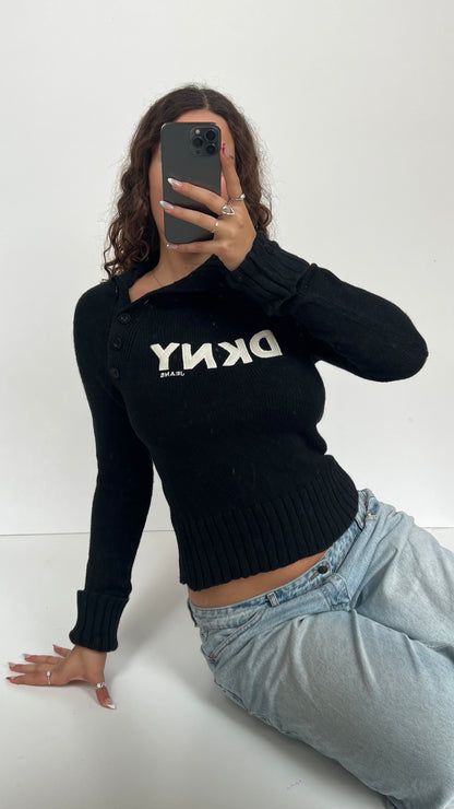 00s DKNY black jumper- size L